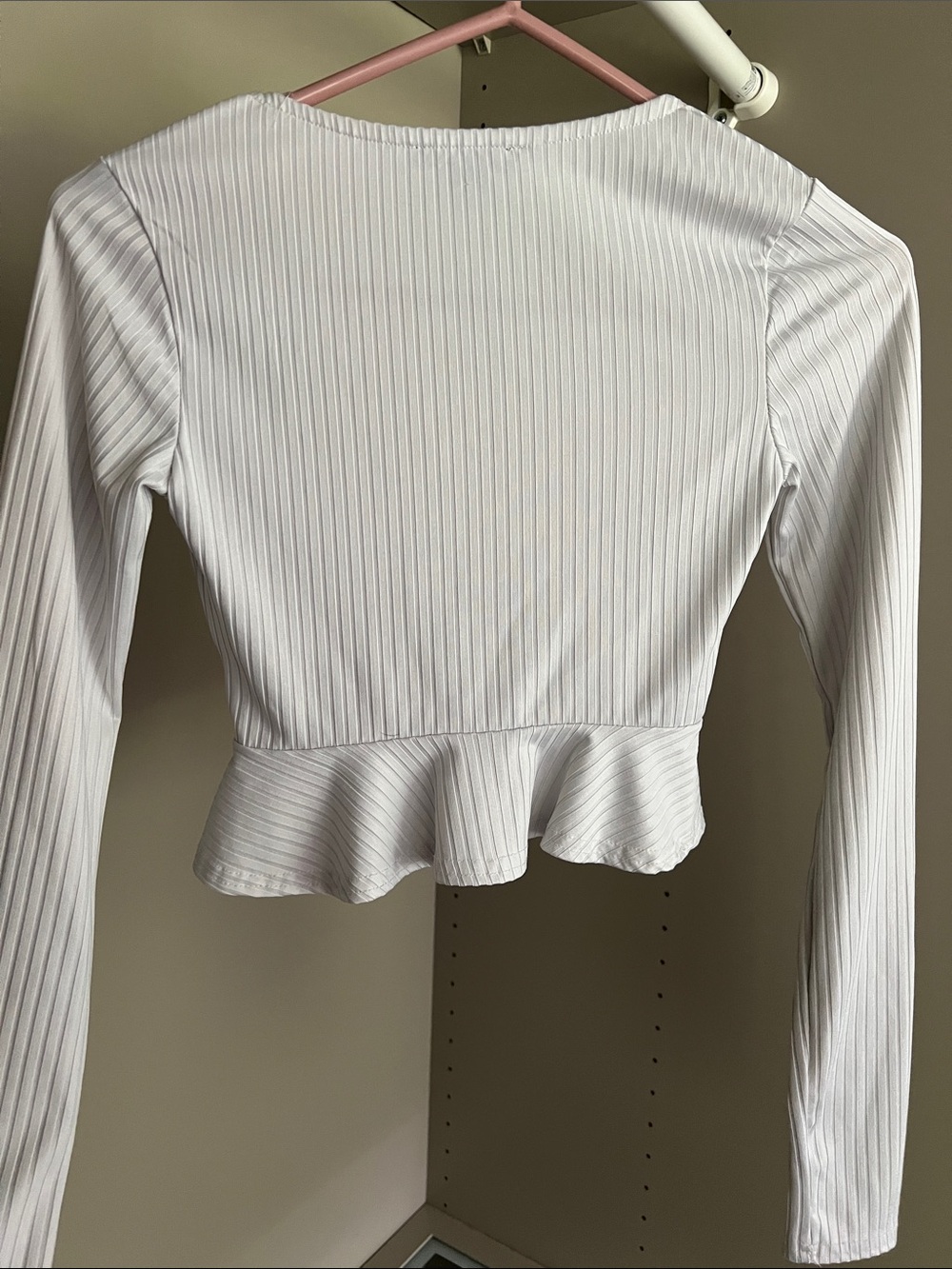 Revamped • Women’s XS • White/Silver • Ribbed Tie-Front Peplum Long Sleeve Top - Picture 6 of 8
